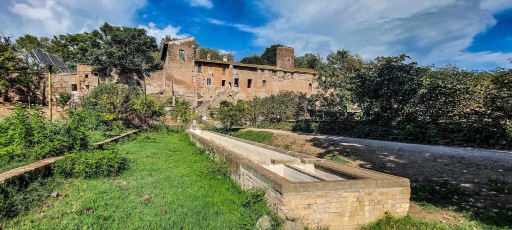 Casale della Vaccareccia in Caffarella Valley