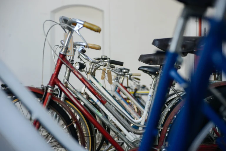 Scopri di più sull'articolo Bici Usate in Vendita per la Primavera-Estate al Parco dell’Appia Antica: Ebike e City Bike in Buone Condizioni