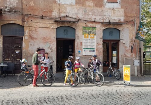 Outdoor Experiences in Rome: Discover the Appian Way by Bike – With a Guide or on Your Own